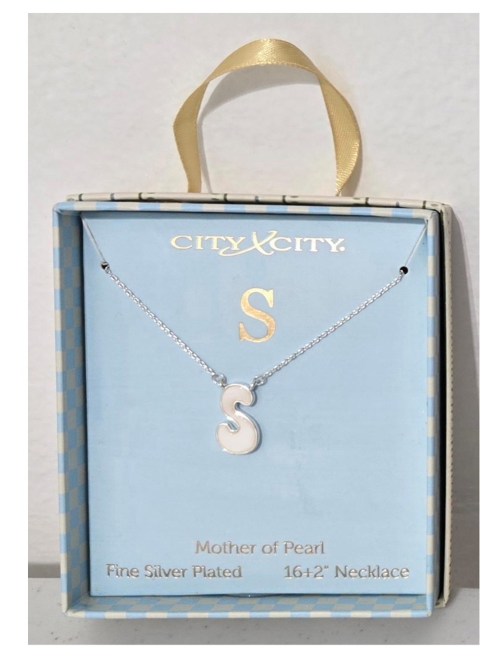 New City By City Jewelry Necklace Silver Chain 3D Mother Of Pearl Letter S NWT
